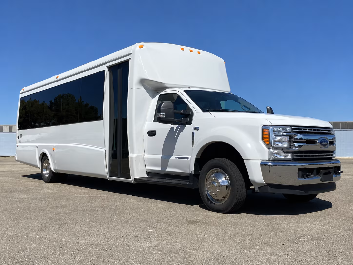 arvada charter bus rentals for church groups across arvada