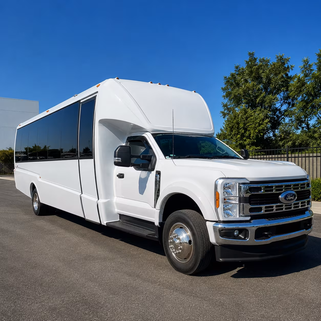 aurora bus rentals