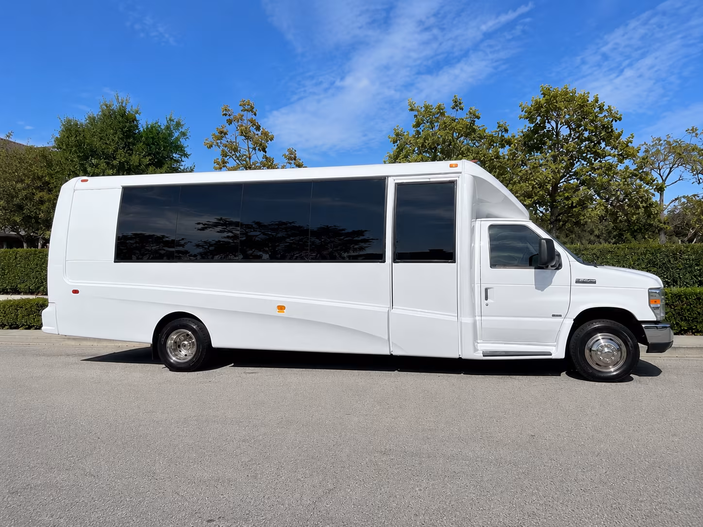 how your starting location and deadhead miles affect charter bus rates in pueblo
