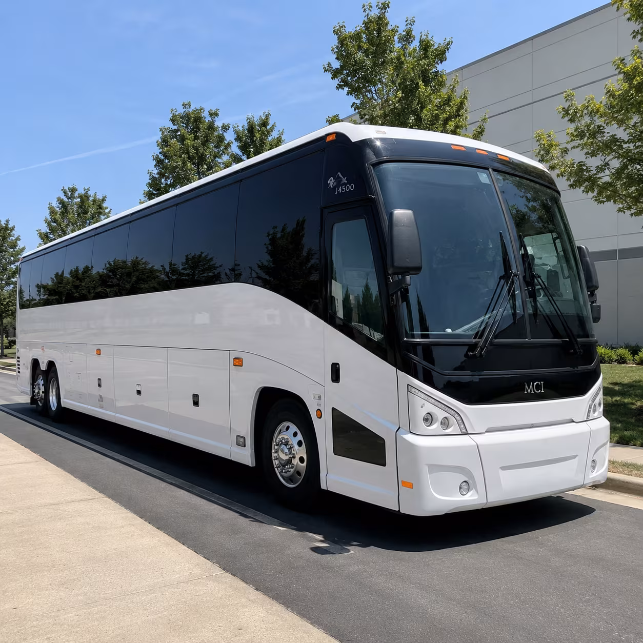 pueblo to denver international airport den one bus for the whole i 25 run