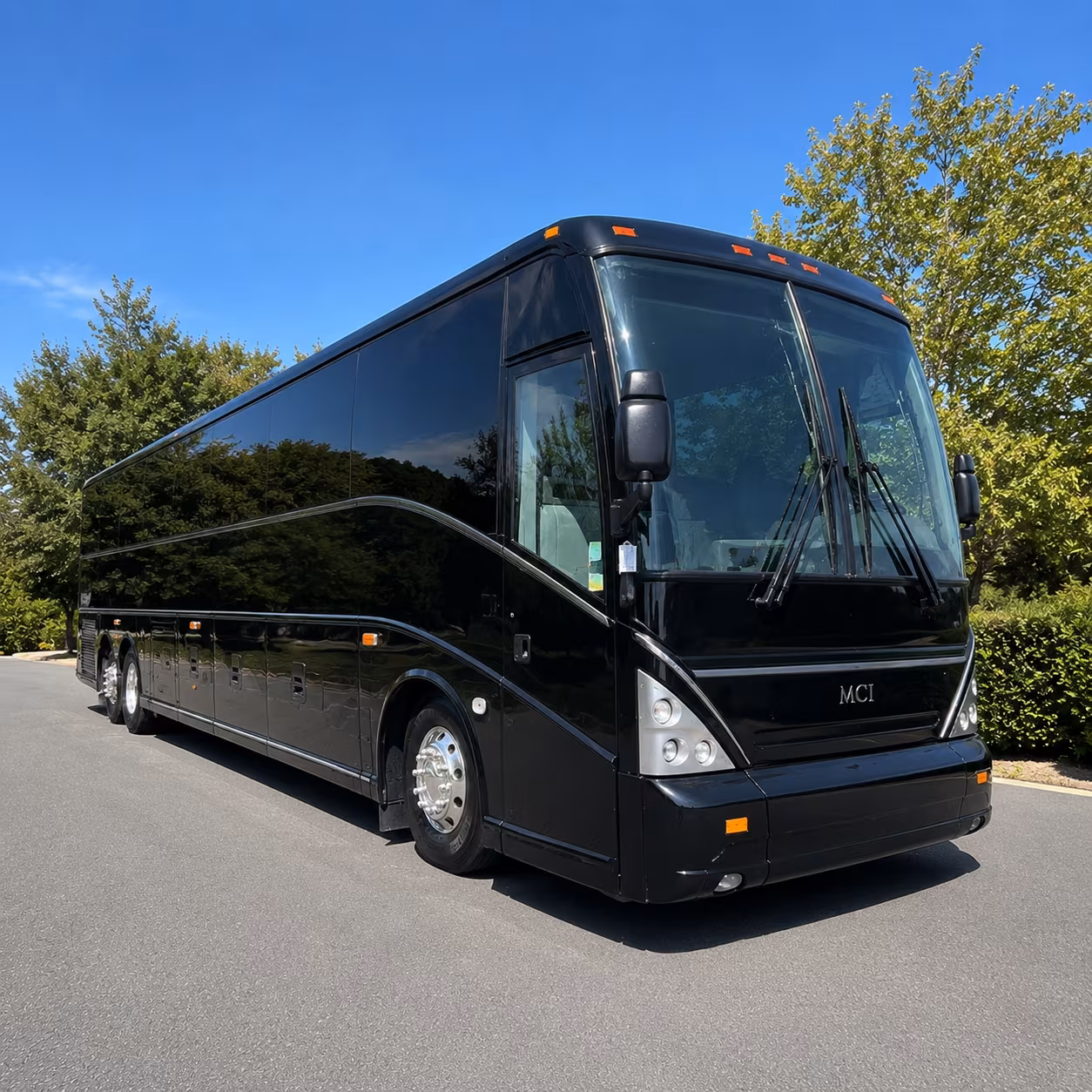 shuttle personnel between pueblo and fort carson with ease