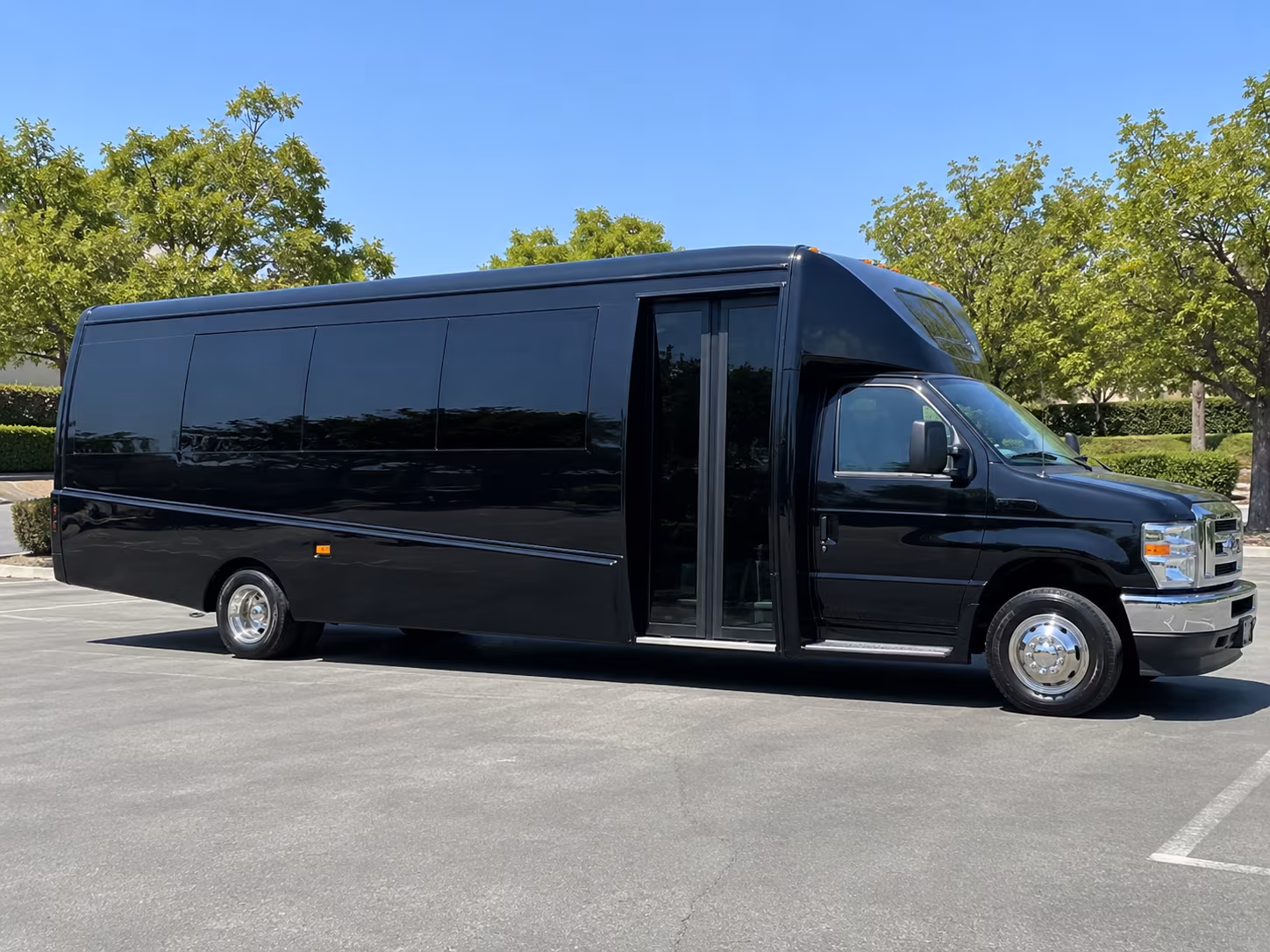 thornton bus rentals
